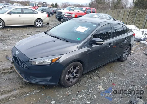 2017 Ford Focus Se z USA, uszkodzony, nr VIN 1FADP3F25HL250860